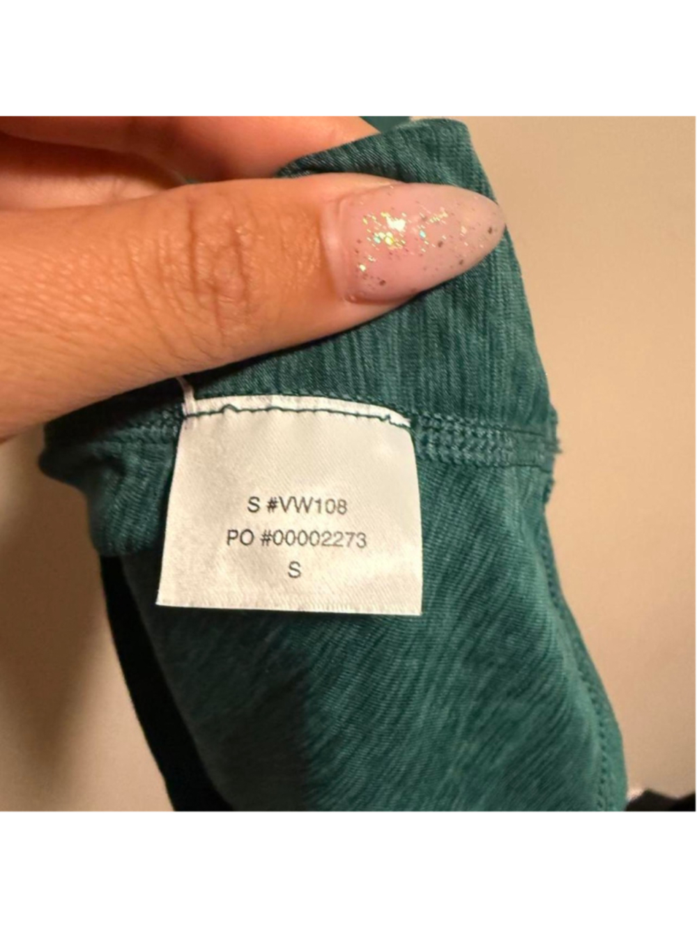 Vuori Lux Performance Tank Raceback in Jade Green Heathered- Size Small - Picture 3 of 4
